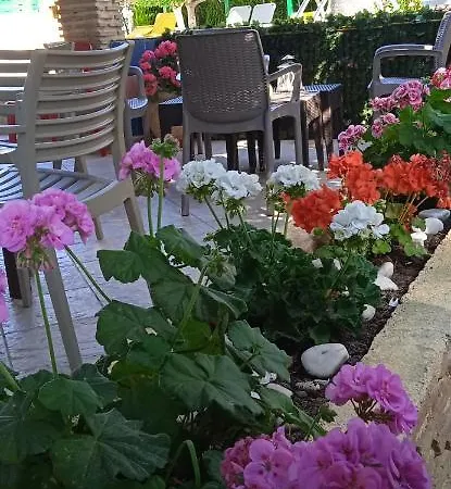 Apartman Lemon Garden Vasilikí